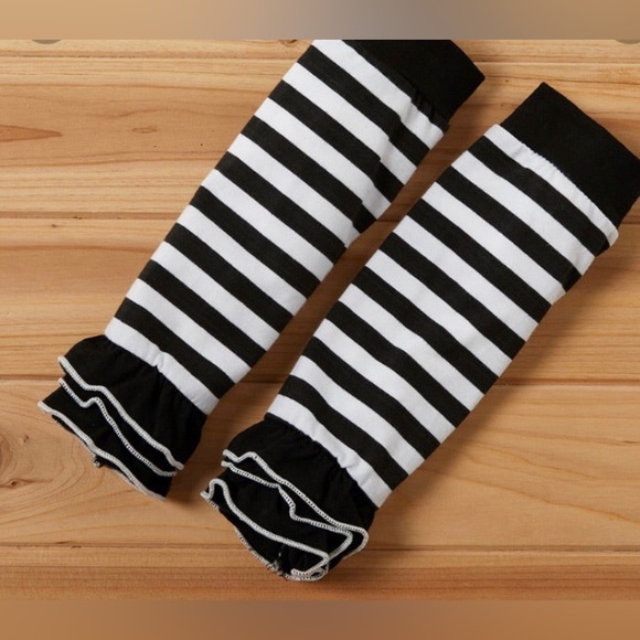 BUNDLE DEAL‼️ NWT FLOWERED RUFFLE BODYSUIT/Infant Girls 3-piece Set - Picture 11 of 12